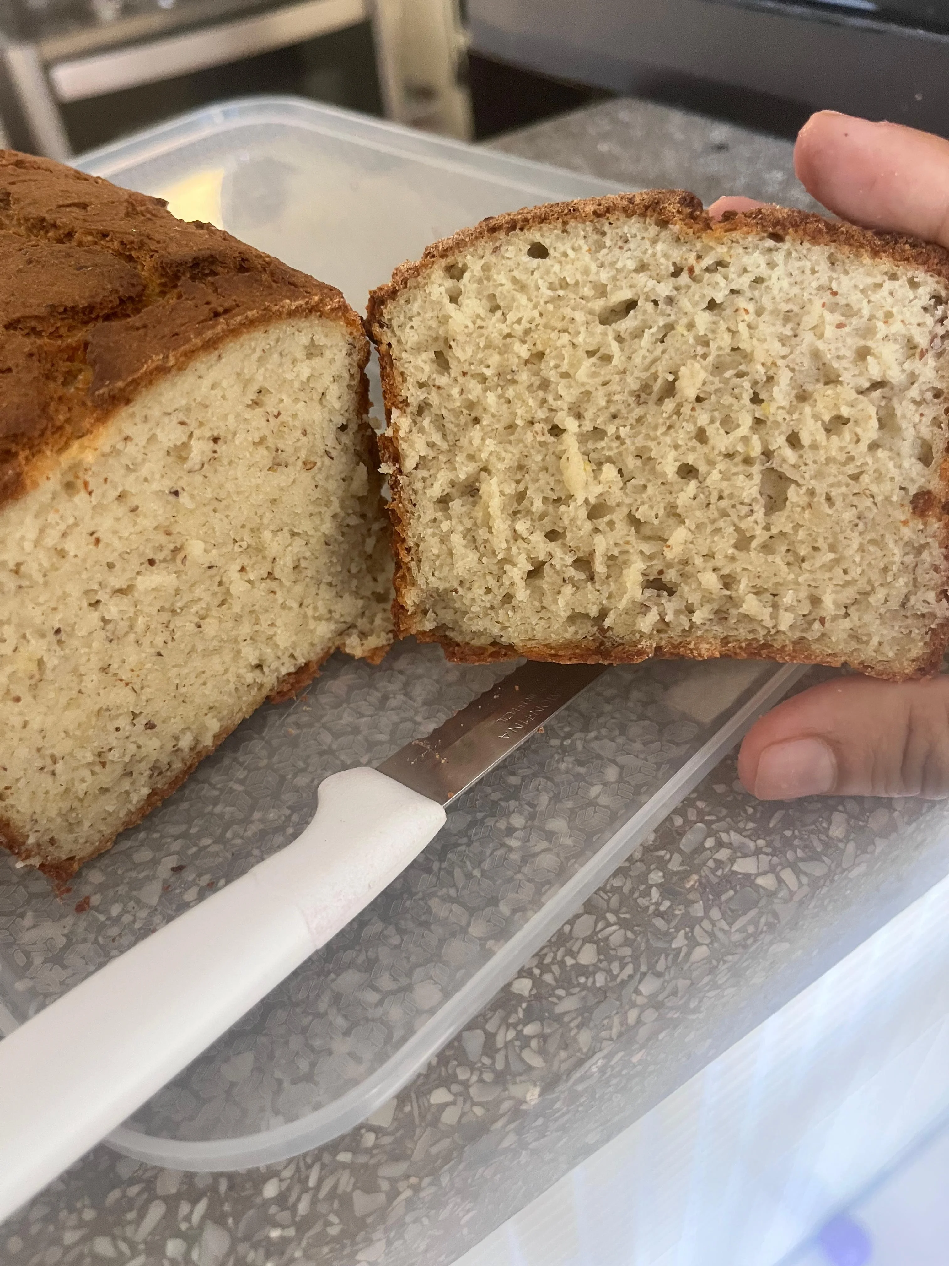 Pão artesanal de grãos